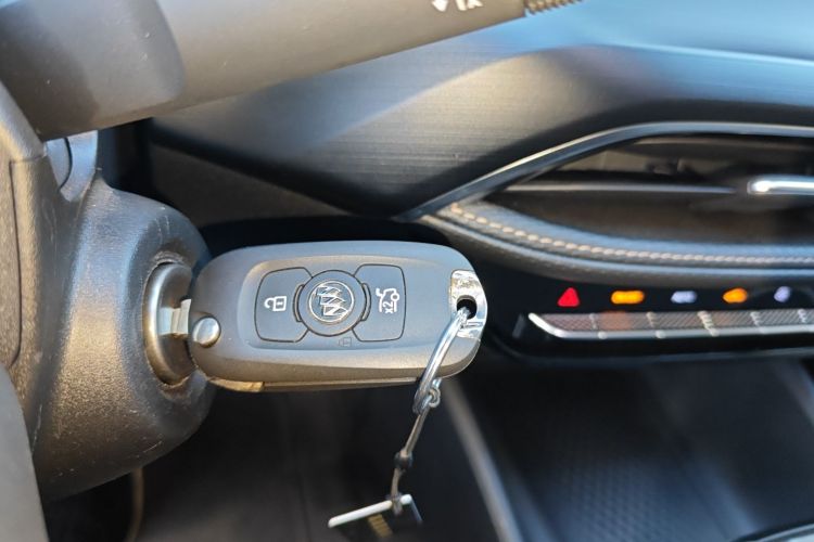 别克 威朗 2023款 Pro 乐享版中控内饰7001