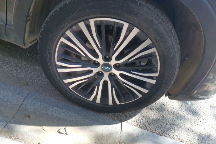 长安欧尚X7 2021款 1.5T 自动豪华型车身外观10