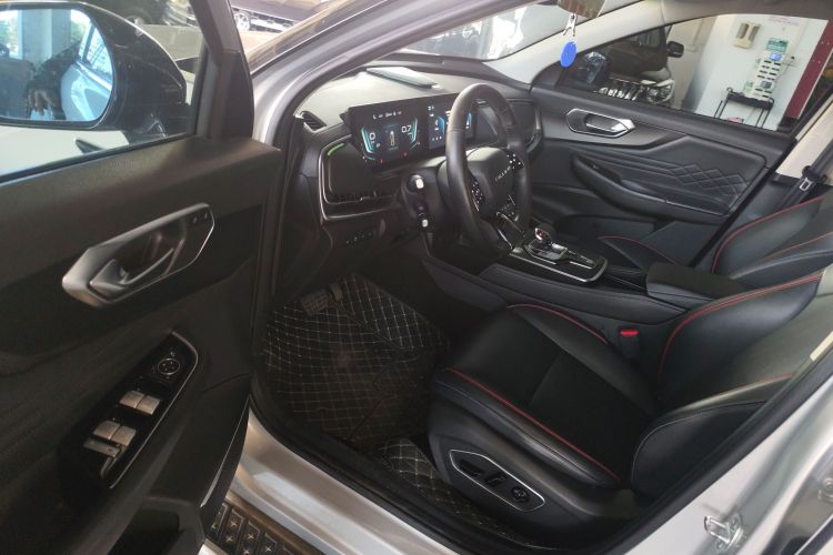 北京汽车 北京X7 2023款 1.5TD DCT尊享+版中控内饰7003