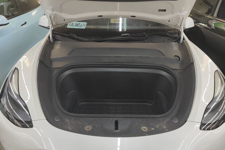 特斯拉 Model Y 2022款 改款 长续航全轮驱动版机舱底盘24