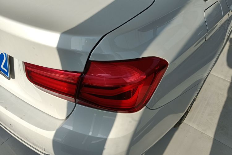 宝马3系 2018款 320Li 时尚型车身外观6001