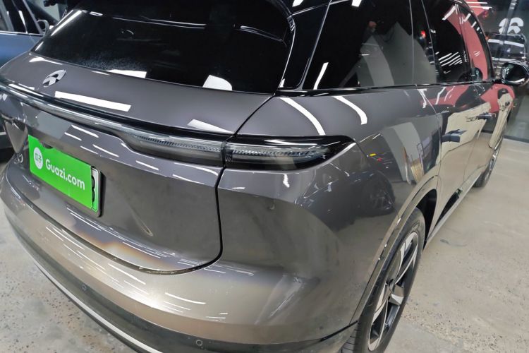 蔚来ES6 2025款 75kWh车身外观9