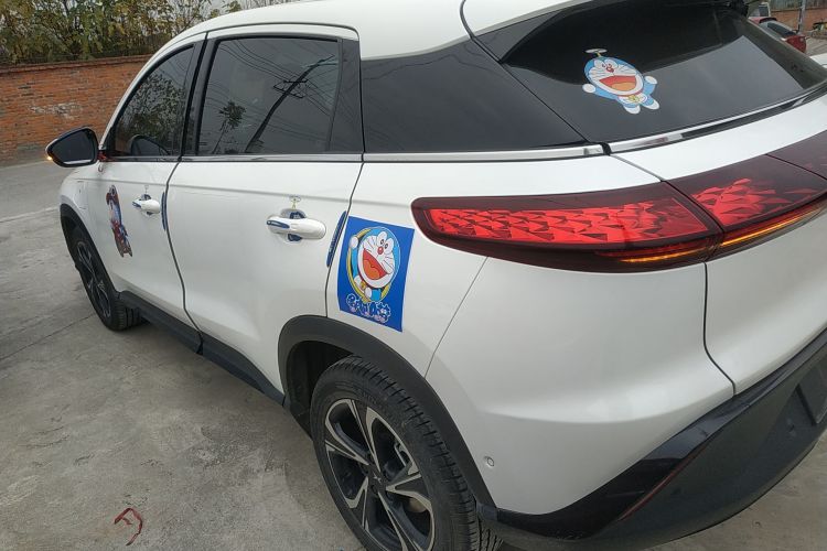 小鹏G3 2020款 520i 智享版车身外观4