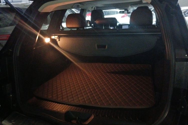 雷诺 科雷傲 2018款 2.0L 两驱120周年限量版机舱底盘23