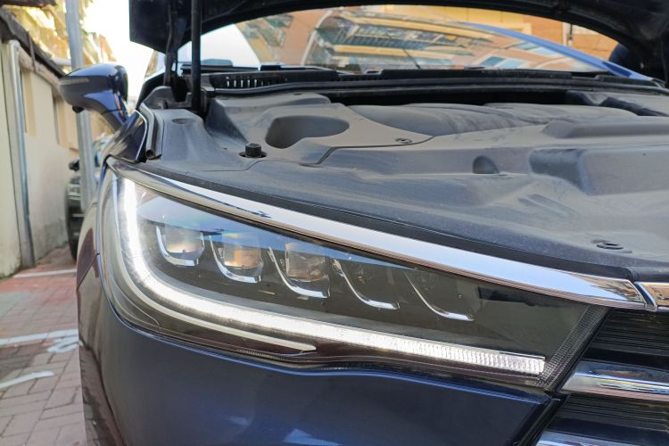 比亚迪 宋MAX 2018款 1.5T 自动智联豪华型 6座局部细节9006