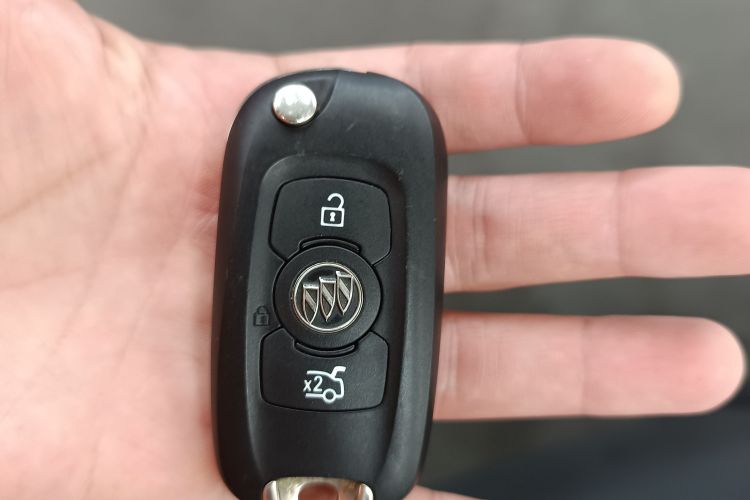 别克 威朗 2022款 Pro 533T 乐享版中控内饰7001