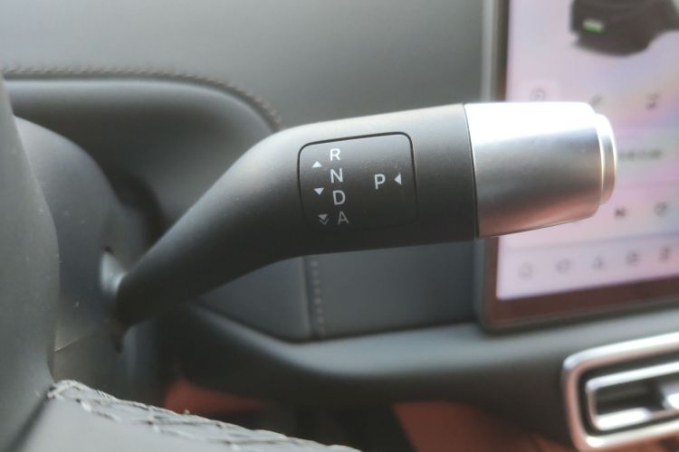 理想汽车 理想L6 2024款 Pro中控内饰18