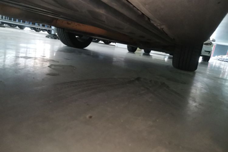 奔驰GLC 2020款 GLC 300 L 4MATIC 豪华型局部细节9001