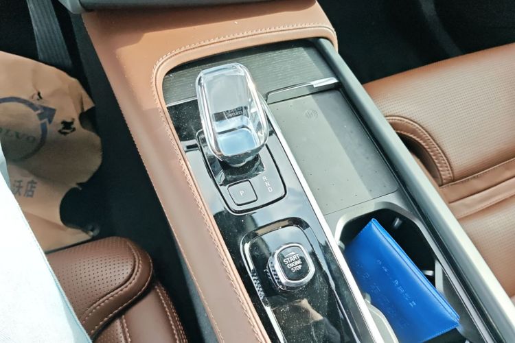 沃尔沃XC90新能源 2024款 T8 智尊豪华版 7座局部细节18