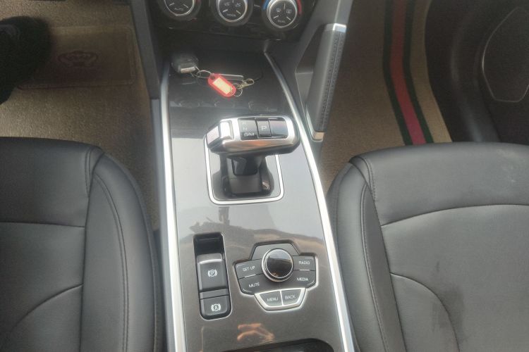 哈弗H6 2019款 运动版 1.5T 自动两驱精英型 国VI中控内饰18