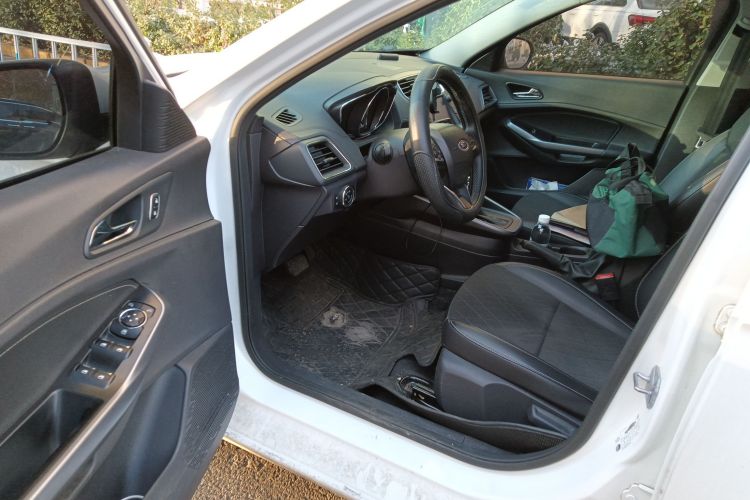 福特 福睿斯 2019款 改款 1.5L 自动悦享型 国VI中控内饰20