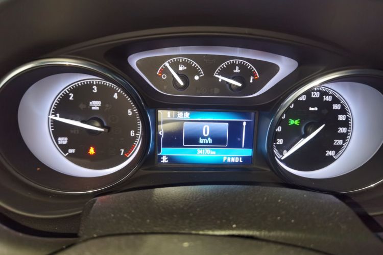 别克 昂科威 2021款 532T 两驱豪华型中控内饰14