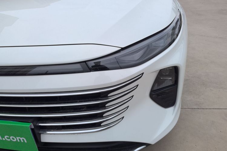 奔腾B70 2024款 龙腾版 1.5T 领跃型车身外观36