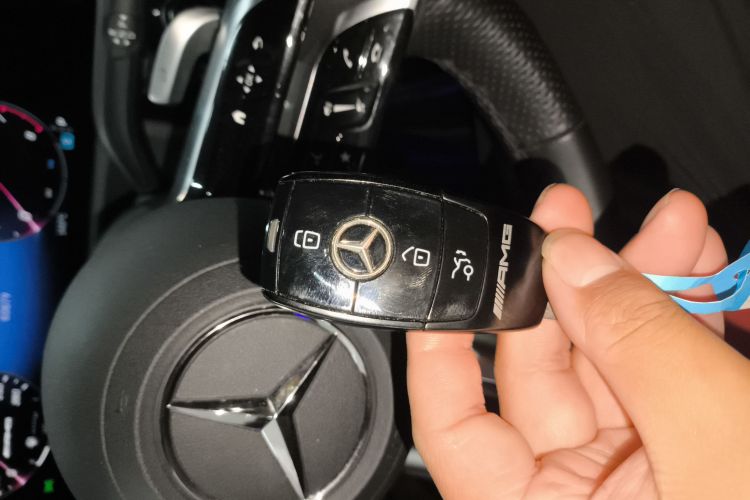 奔驰A级AMG 2024款 AMG A 35 L 4MATIC中控内饰7001