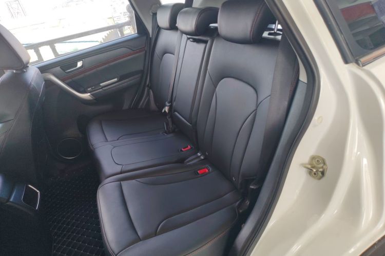 哈弗H6 2017款 红标 运动版 1.5T 手动两驱精英型中控内饰7004