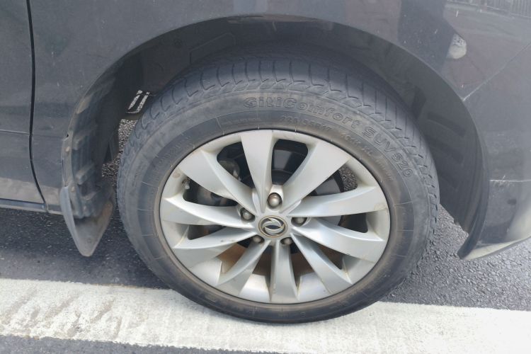 东风风行 风行CM7 2018款 经典版 2.0T 自动尊享型车身外观6007