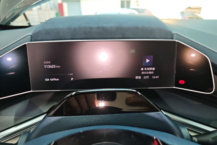 极氪001 2022款 超长续航双电机 YOU版局部细节14