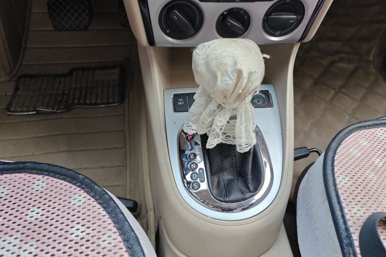 大众 朗逸 2011款 1.6L 自动品雅版局部细节18