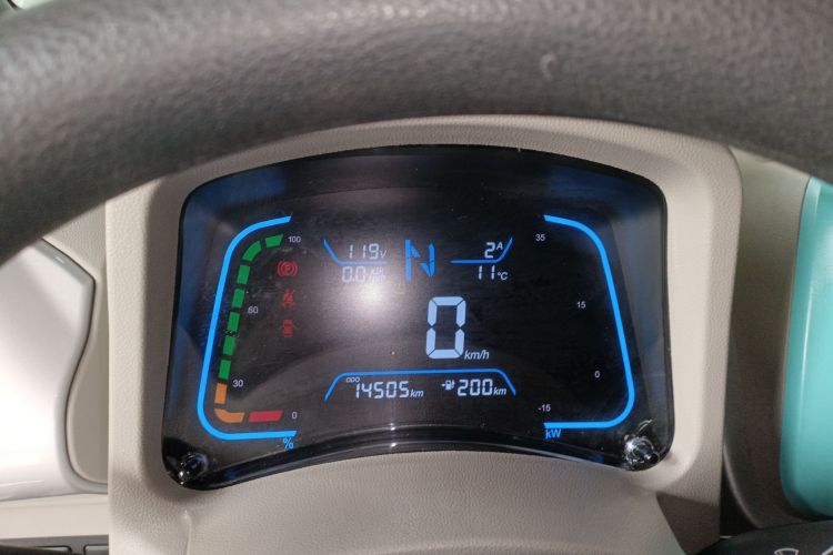 江铃集团新能源 易至EV2 2023款 吉祥版 201km 舒适型中控内饰14