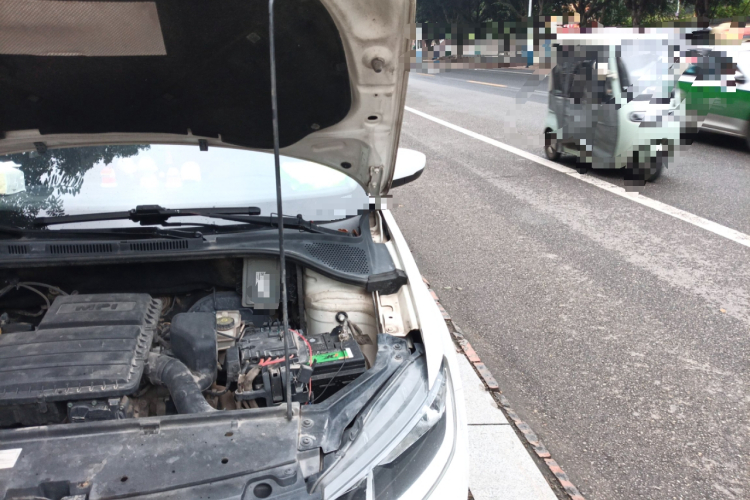 大众 桑塔纳 2016款 1.6L 手动风尚版局部细节9006