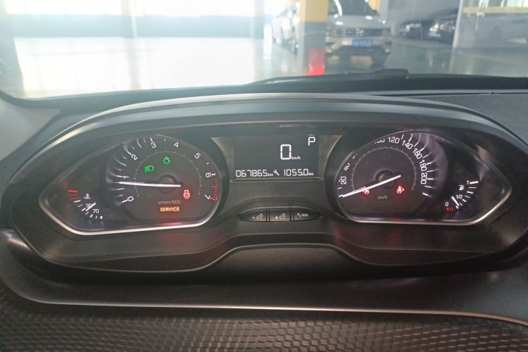 标致2008 2014款 1.6L 自动时尚版局部细节14