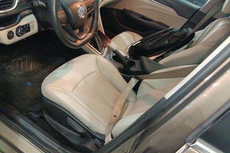 别克 英朗 2016款 18T 双离合精英型局部细节19