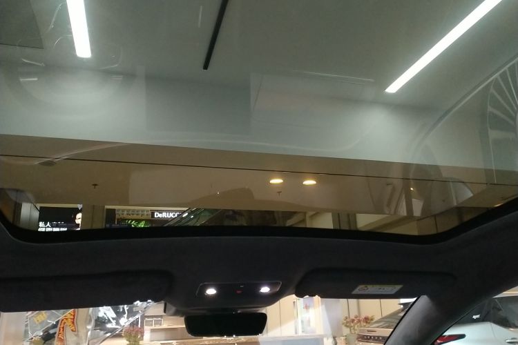 鸿蒙智行 智界R7 2025款 增程 251km Max局部细节22