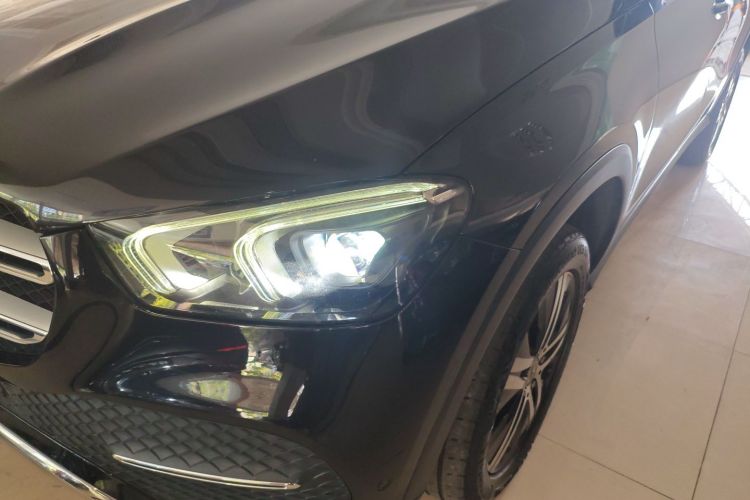 奔驰GLE 2020款 GLE 350 4MATIC 动感型特别版局部细节36