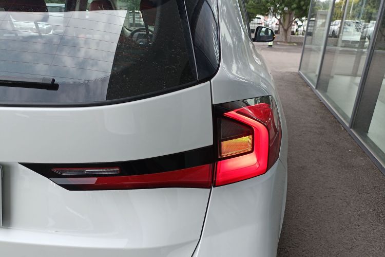 宝马X1 2024款 sDrive25Li M运动套装车身外观9