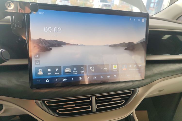 腾势D9 2022款 DM-i 1040 尊贵型中控内饰16