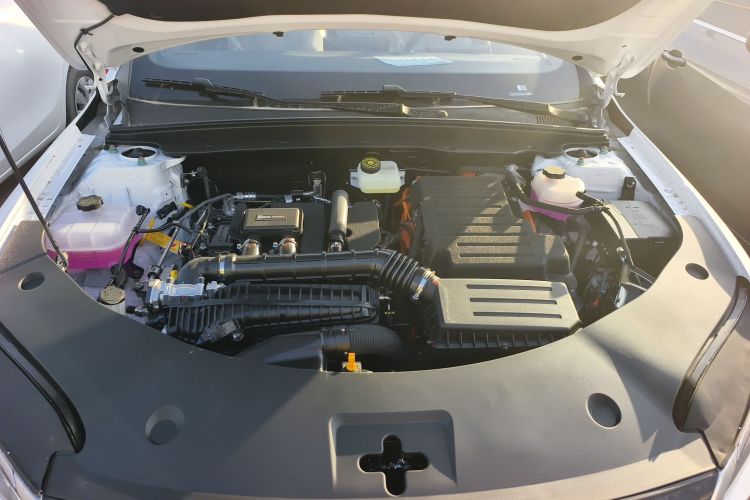 比亚迪 秦PLUS 2025款 DM-i 智驾版 55KM领先型机舱底盘24