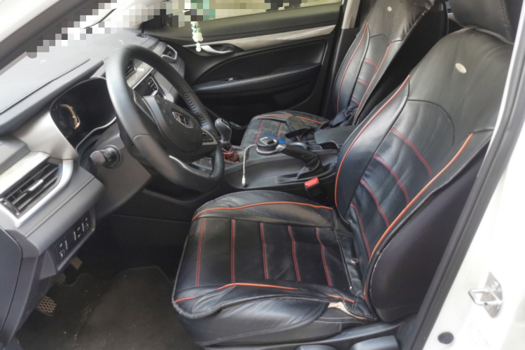 吉利汽车 帝豪 2019款 领军版 1.5L 手动向上互联型 国VI中控内饰19