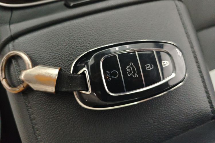 现代 2023款 途胜L 1.5T 自动两驱GLX精英版中控内饰11