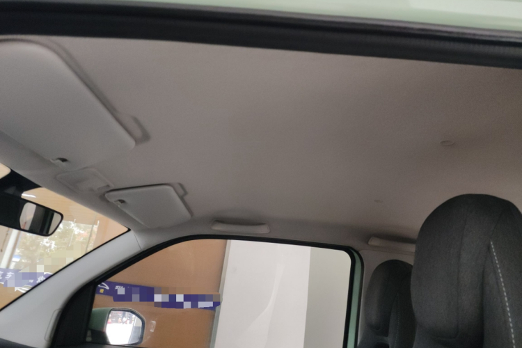 五菱汽车 宏光MINIEV 2022款 马卡龙臻享款 磷酸铁锂中控内饰22