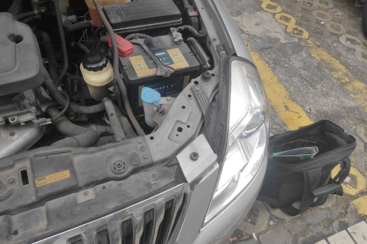 别克 凯越 2013款 1.5L 自动经典型局部细节9007