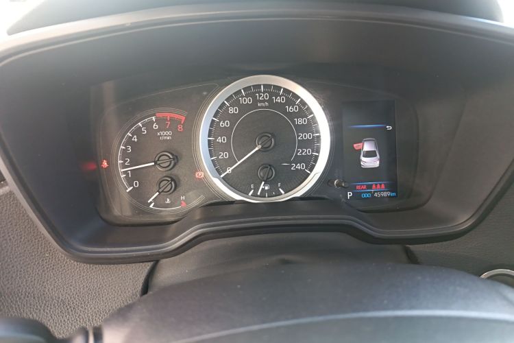 丰田 卡罗拉 2019款 1.2T S-CVT GL-i精英版中控内饰14