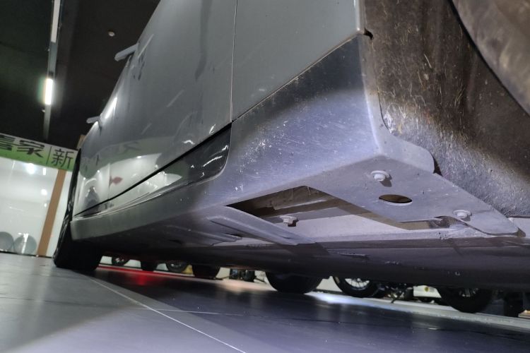 小鹏P7 2020款 670N局部细节9001