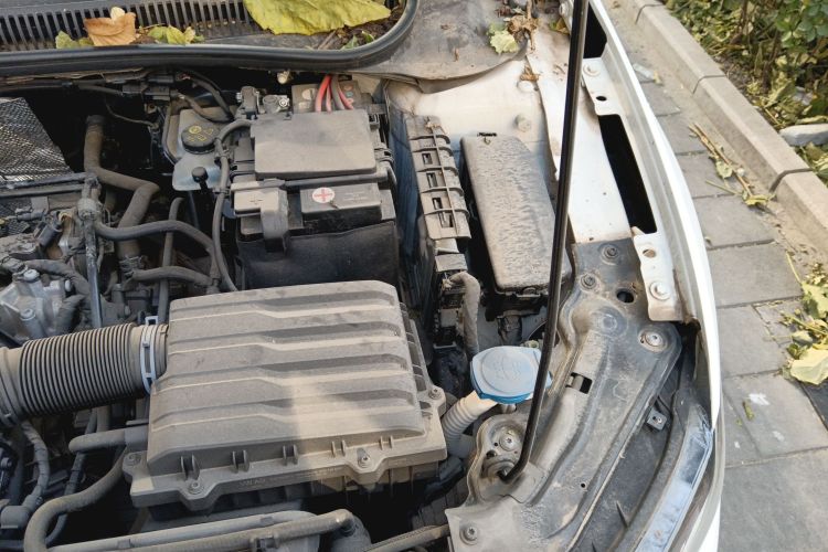 大众 Polo 2019款 Plus 1.5L 自动炫彩科技版局部细节9007