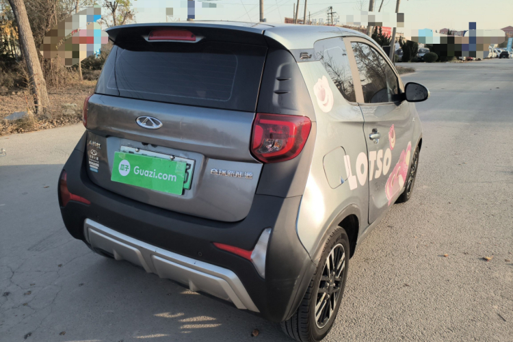 奇瑞 小蚂蚁 2022款 改款 甜粉款 半糖版 磷酸铁锂 30.7kWh 30kW 301km车身外观7