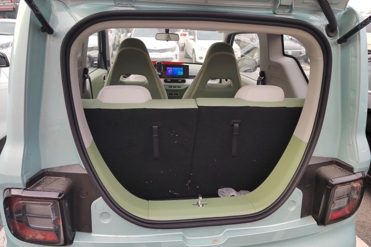 吉利银河 熊猫 2025款 210km 元气熊机舱底盘23