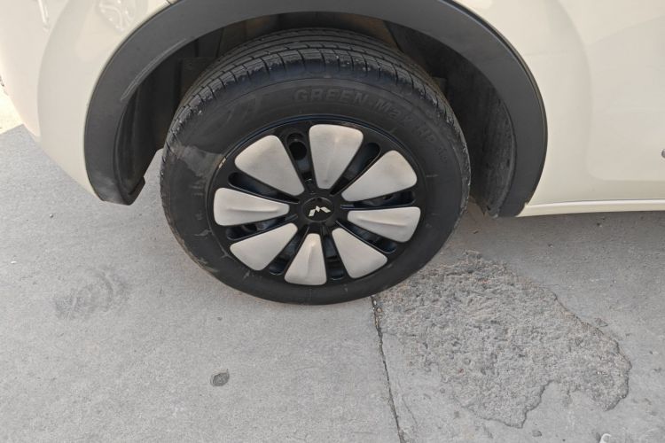 五菱汽车 五菱缤果 2023款 333km 悦享+款车身外观6008