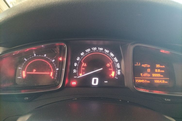 DS 5 2015款 1.6T 雅致版THP160局部细节14