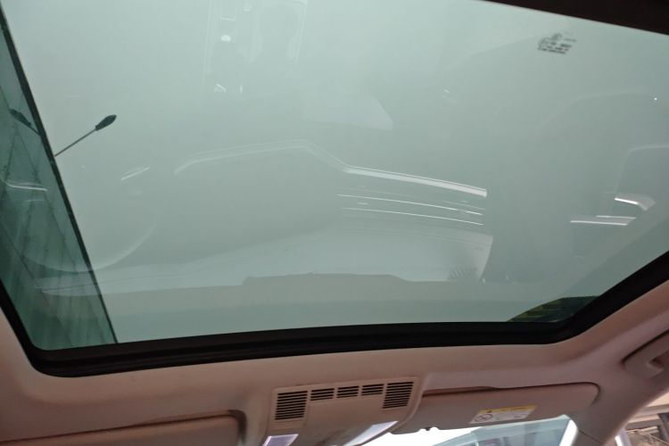 大众 途锐 2021款 3.0TSI 锐享版 曜黑运动套装中控内饰22