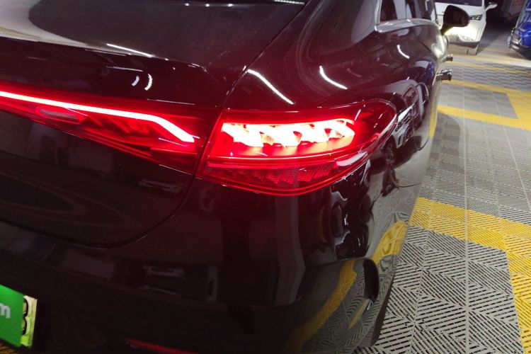 奔驰EQE 2022款 350 先锋版车身外观6006