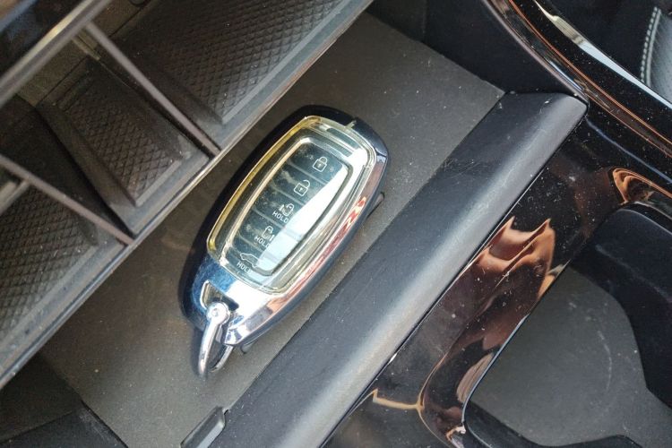 现代 库斯途 2022款 270TGDi 智爱旗舰版 TOP中控内饰11