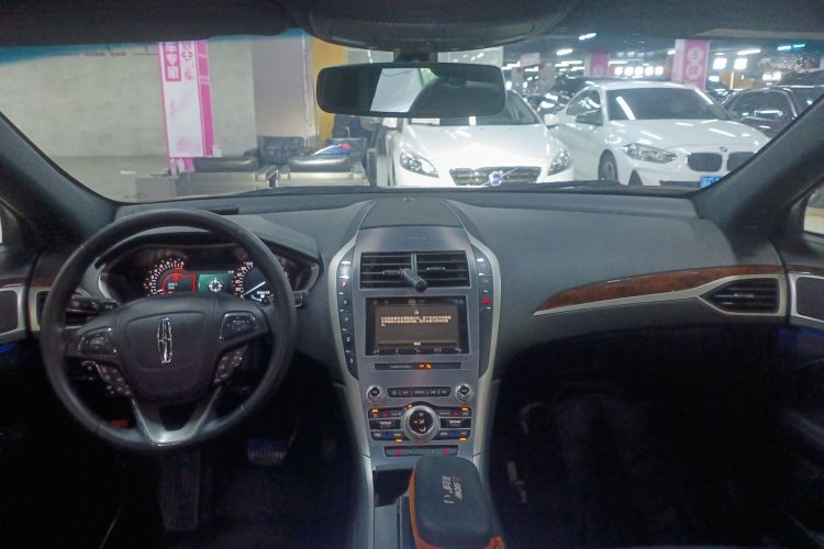 林肯MKZ 2019款 2.0T 尊享版 国VI中控内饰12