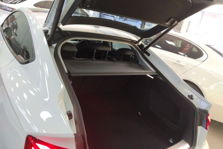 奥迪A5 2021款 Sportback 45 TFSI quattro 臻选动感型机舱底盘23