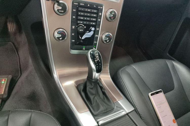 沃尔沃XC60 2017款 T5 智进升级版局部细节18