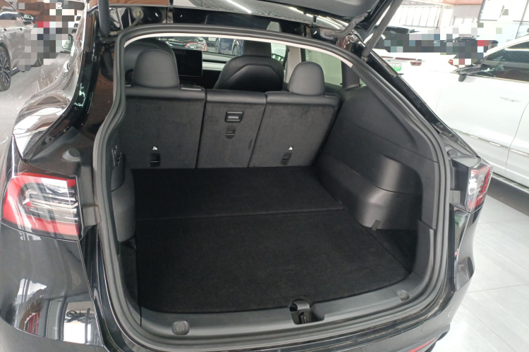 特斯拉 Model Y 2023款 后轮驱动版机舱底盘23