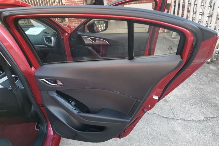 马自达3 昂克赛拉 2017款 三厢 1.5L 自动豪华型 国V中控内饰7003